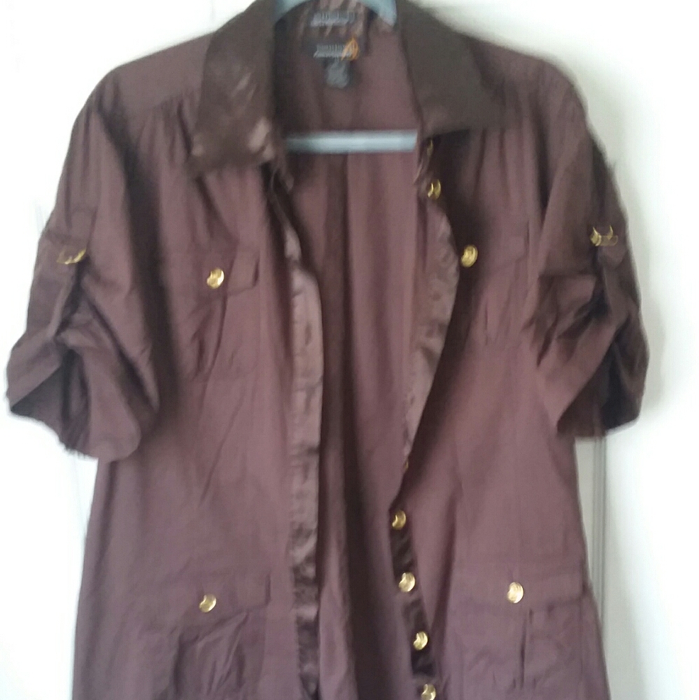 ASHLEY STEWART, Brown and Gold button, casual top